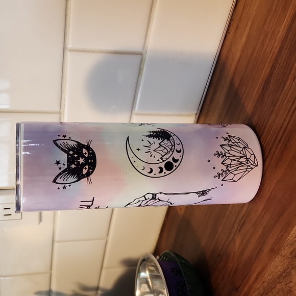 20oz Crystal Ball Tumbler - Picture 2 of 3